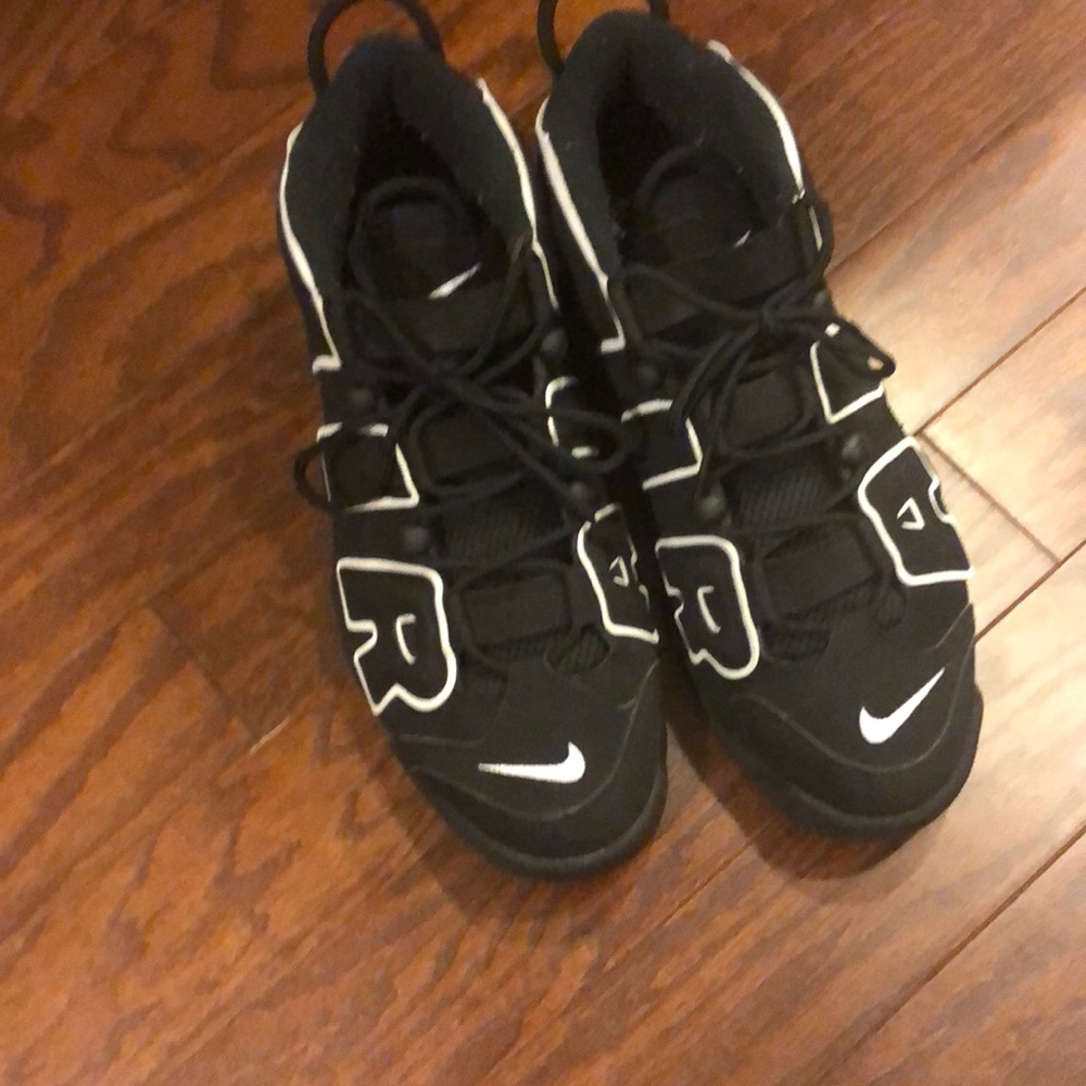Nike air uptempo